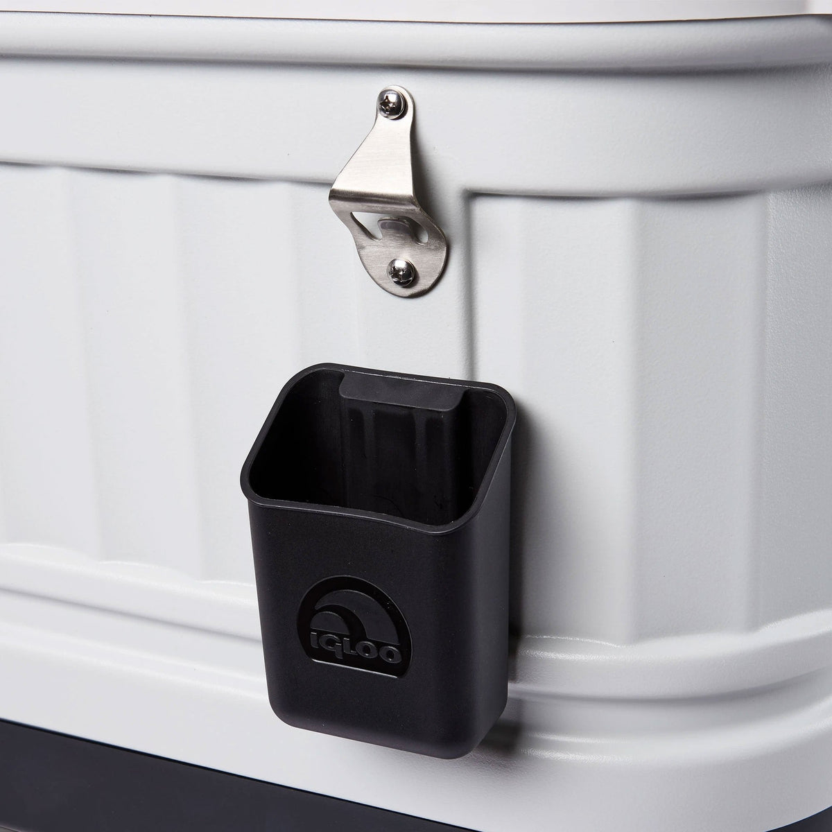 Igloo Party Bar 125 Qt Rolling Bar Cooler