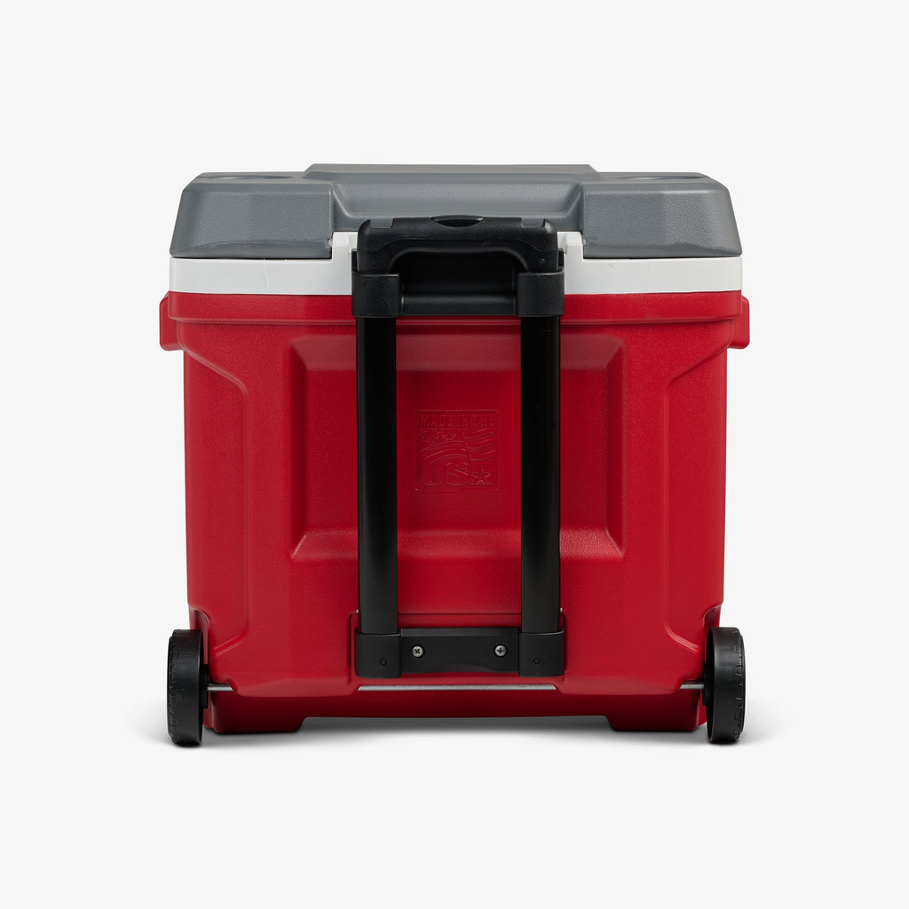 Igloo Latitude 30 Qt Roller Cooler on Wheels
