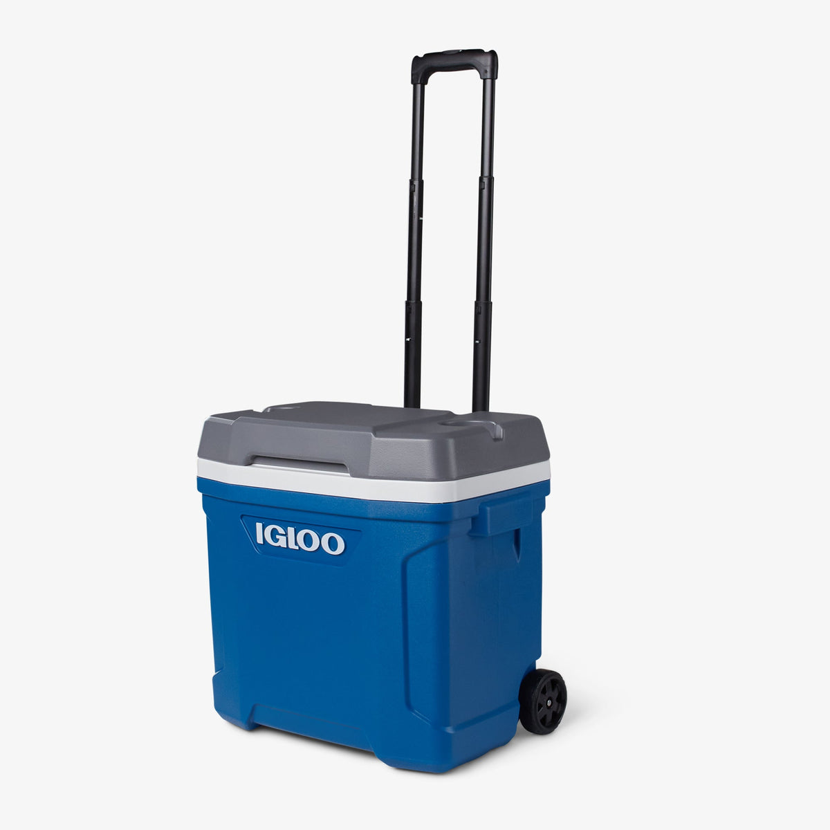 Igloo Latitude 30 Qt Roller Cooler on Wheels