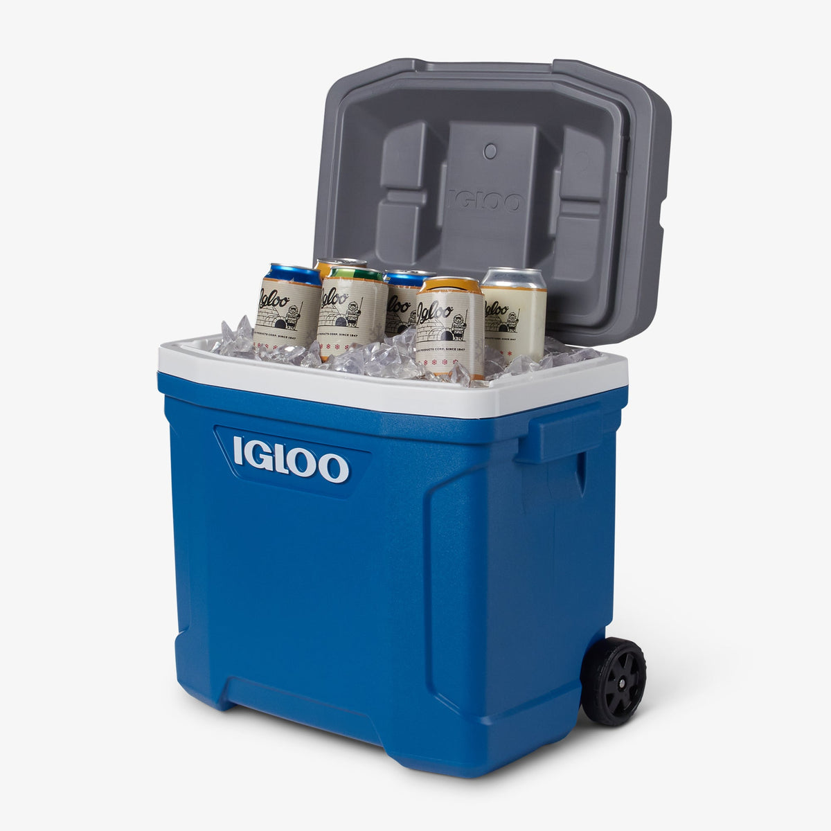 Igloo Latitude 30 Qt Roller Cooler on Wheels