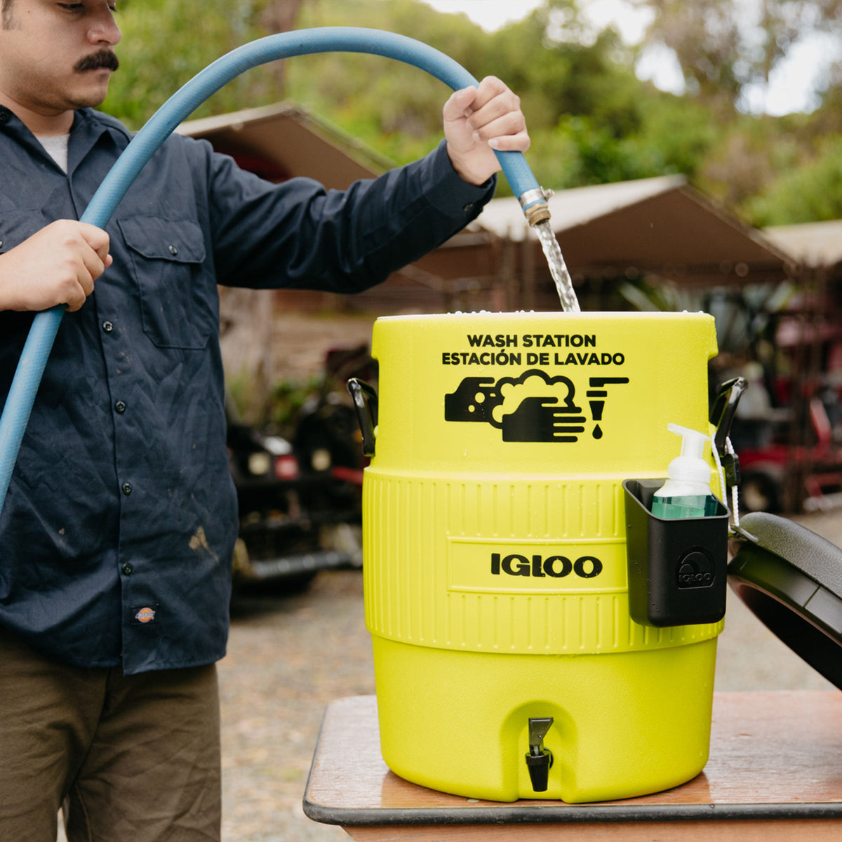 Igloo 5 Gallon Portable Handwash Station