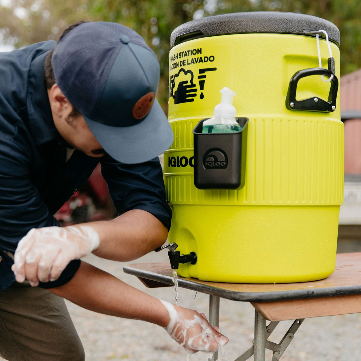 Igloo 10 Gallon Portable Handwash Station