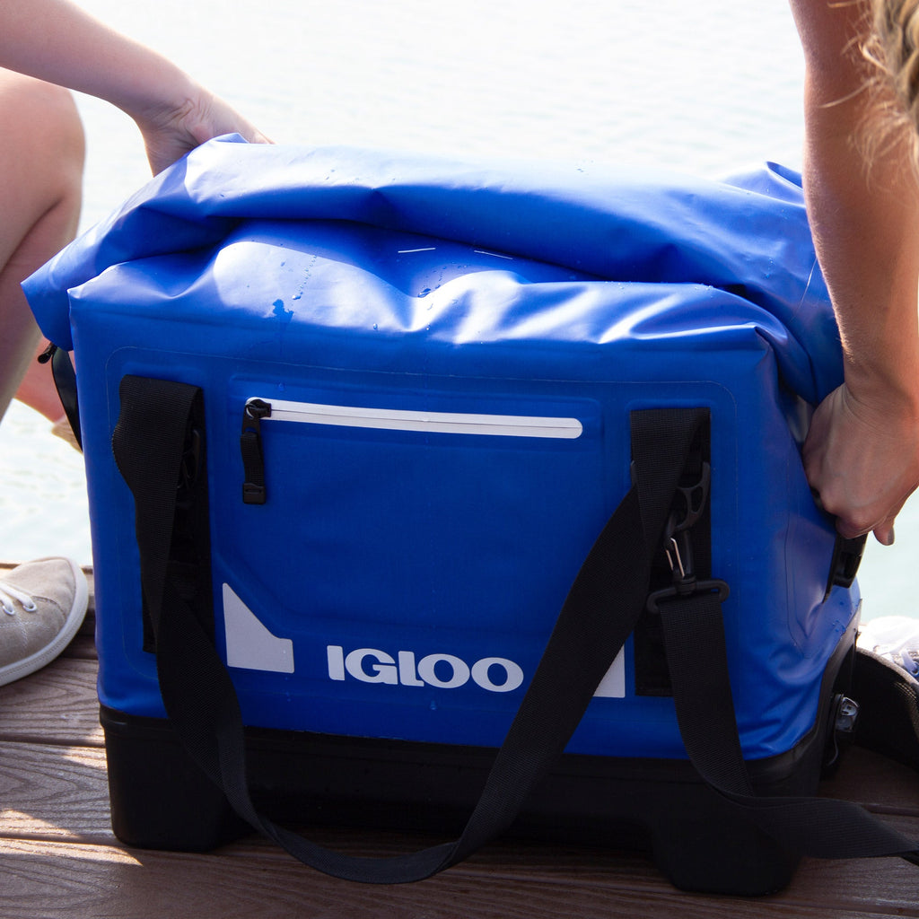 Igloo Sportsman Waterproof Cooler Duffel